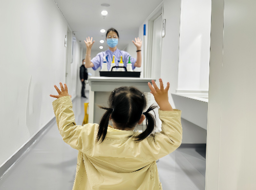 童心飞扬 童心飞扬.jpg