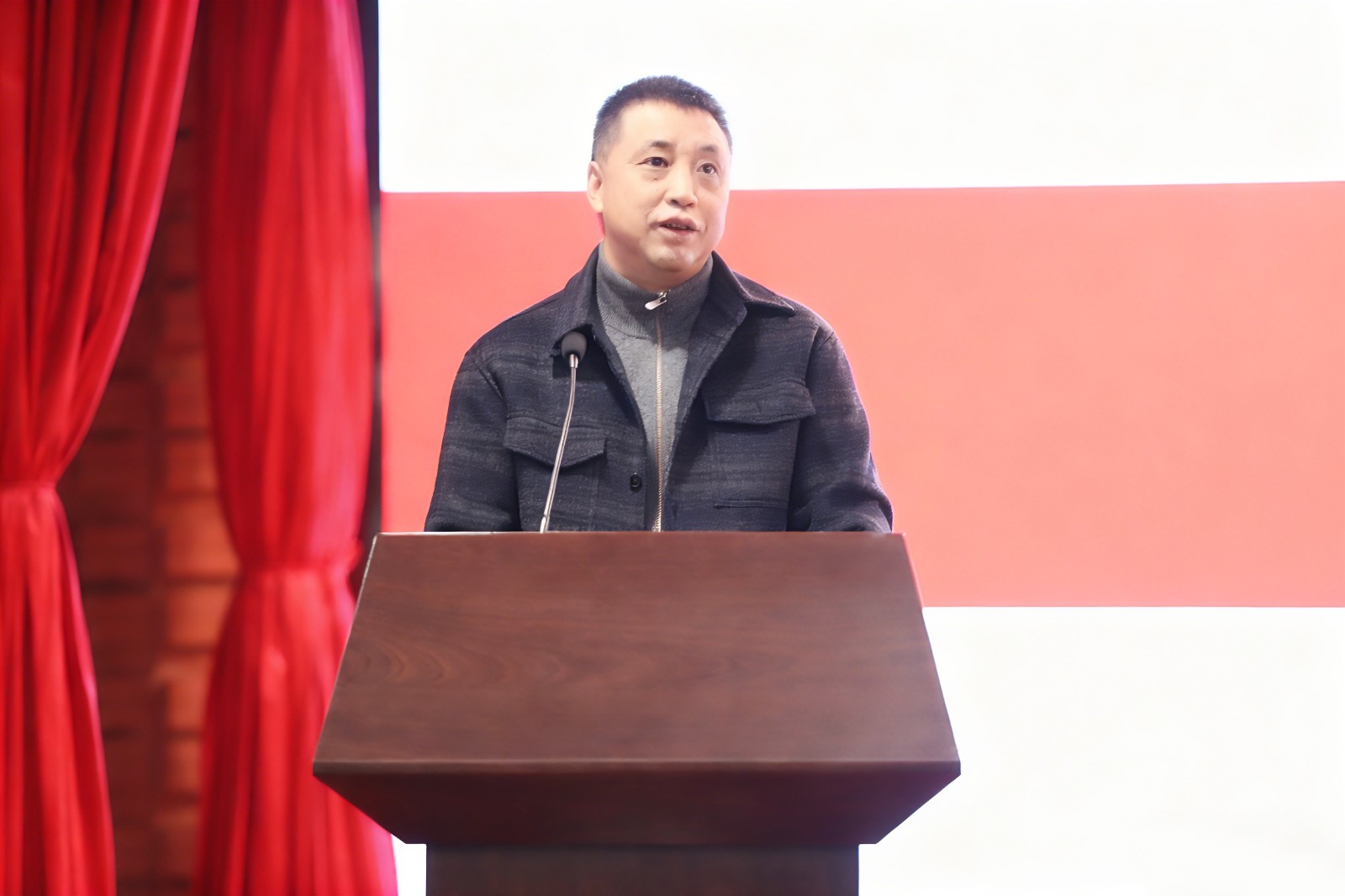 449db5f0491bba36bb11af7b6f271aa8